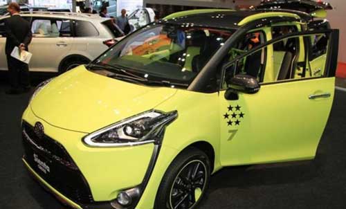 Modifikasi Toyota All New Sienta Kuning
